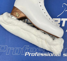 Load image into Gallery viewer, Bladeworx Figure Skate Accessories Soft Pawz Blade Guard - Fluffy