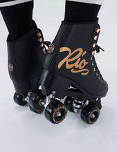 Load image into Gallery viewer, Bladeworx Roller Skate RIO ROLLER ROSE BLACK SKATES